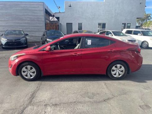 Used 2016 Hyundai Elantra SE FWD image 6