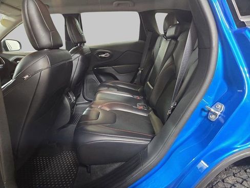 Used 2021 Jeep Cherokee Trailhawk w/ Trailer Tow Group image 16