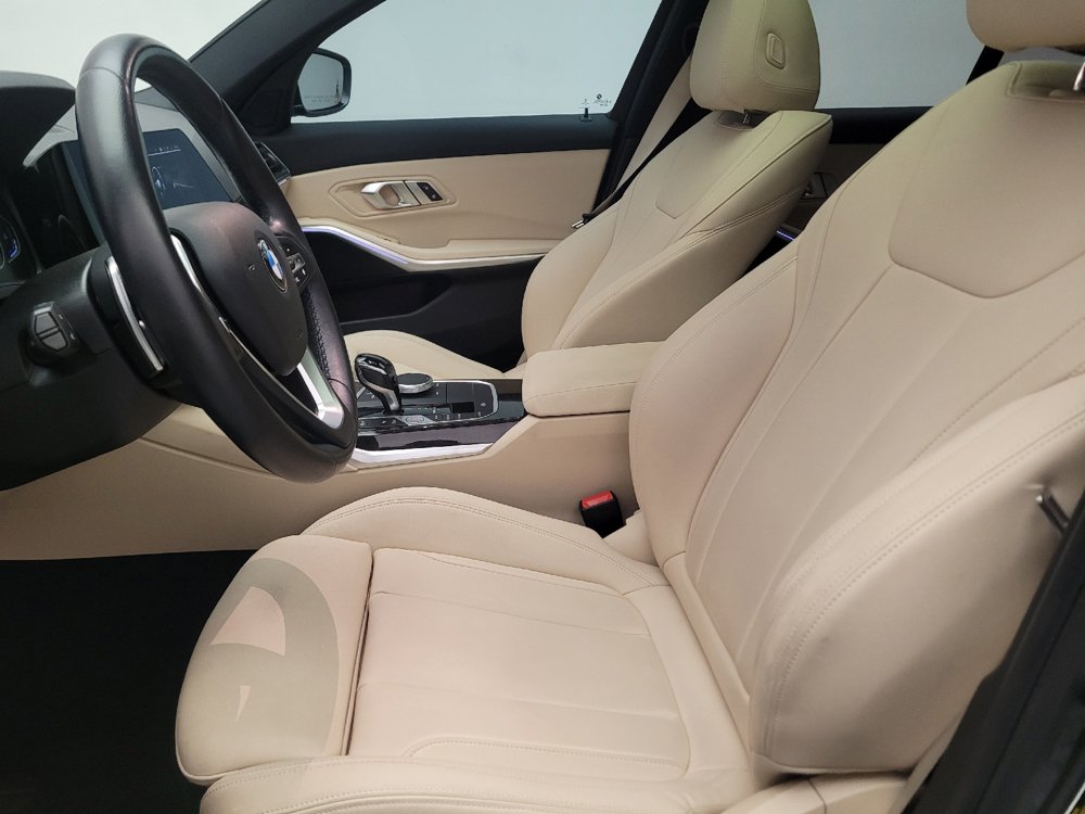 Used 2021 BMW 330i Sedan w/ Convenience Package RWD image 17