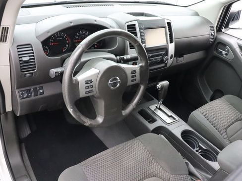 Used 2019 Nissan Frontier SV RWD image 11