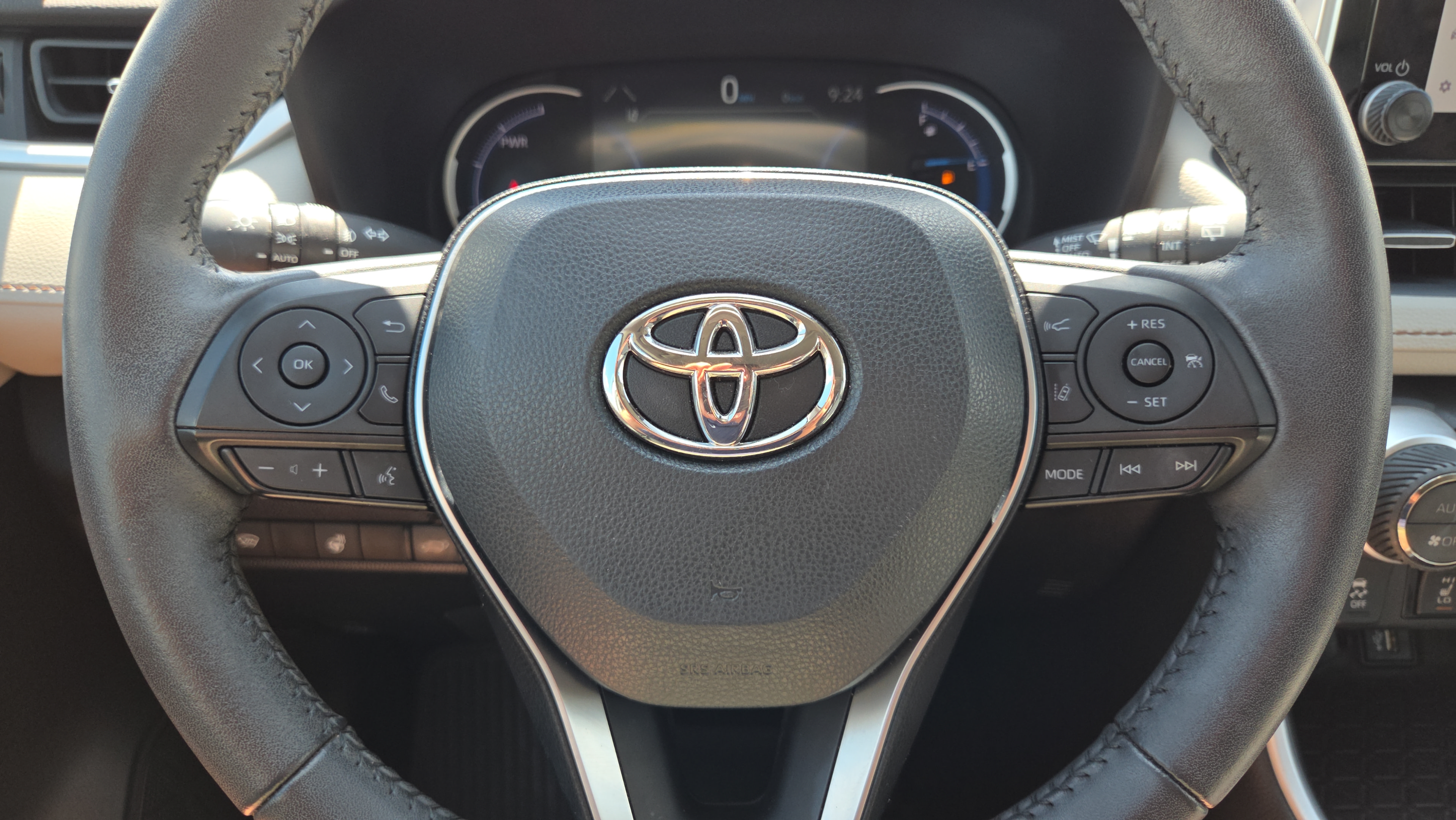 Certified 2023 Toyota RAV4 XLE Premium AWD/4WD image 28