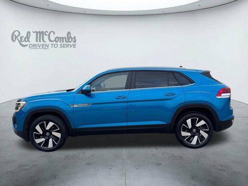 Used 2024 Volkswagen Atlas Cross Sport SE FWD image 2