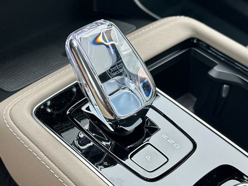 New 2026 Volvo XC90 B6 Plus image 20