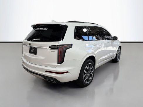 Certified 2024 Cadillac XT6 Sport w/ Platinum Package AWD/4WD image 10