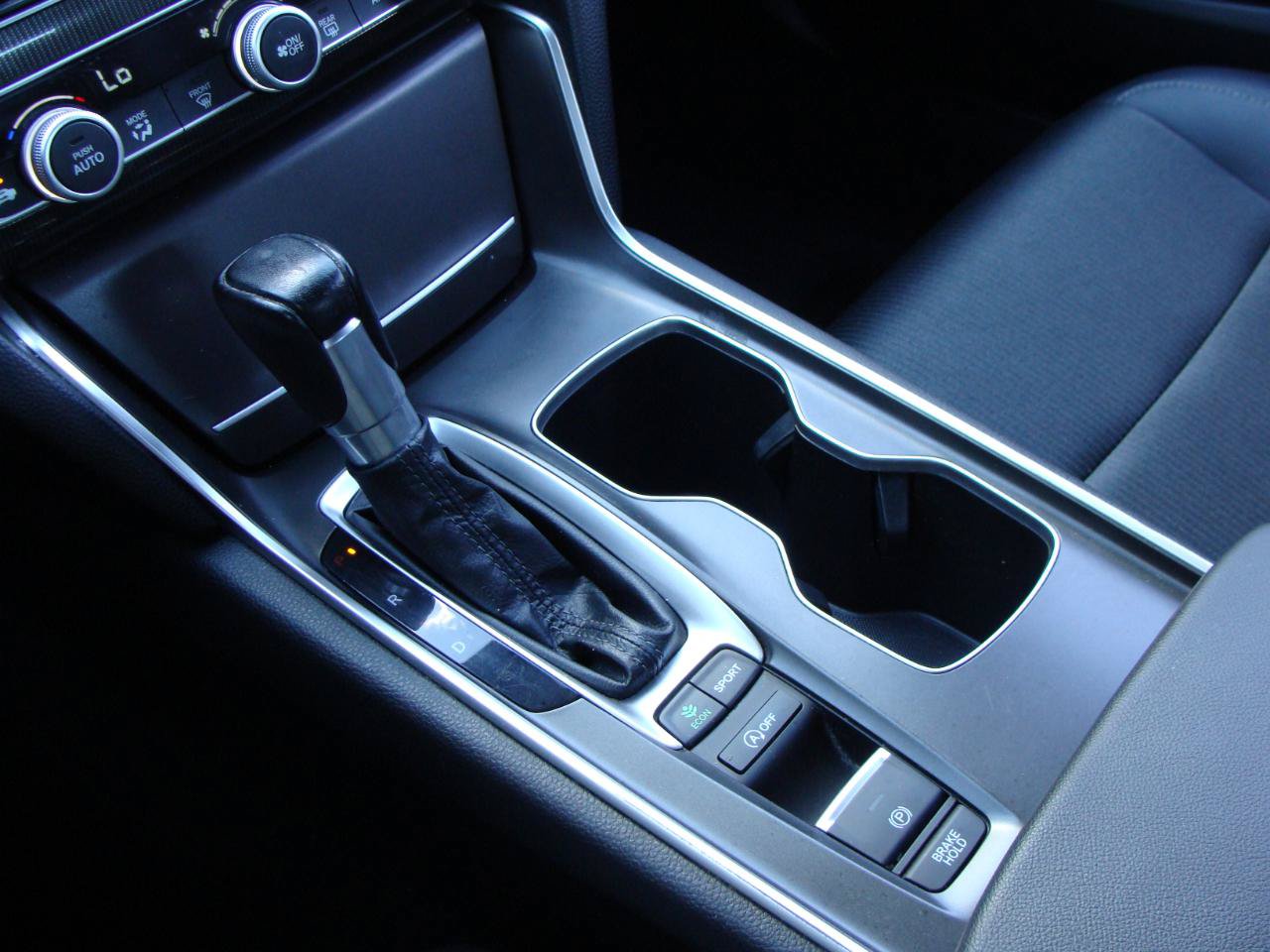 Used 2021 Honda Accord Sport image 12