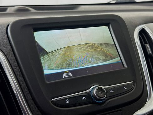 Used 2019 Chevrolet Equinox LS w/ LS Convenience Package image 15