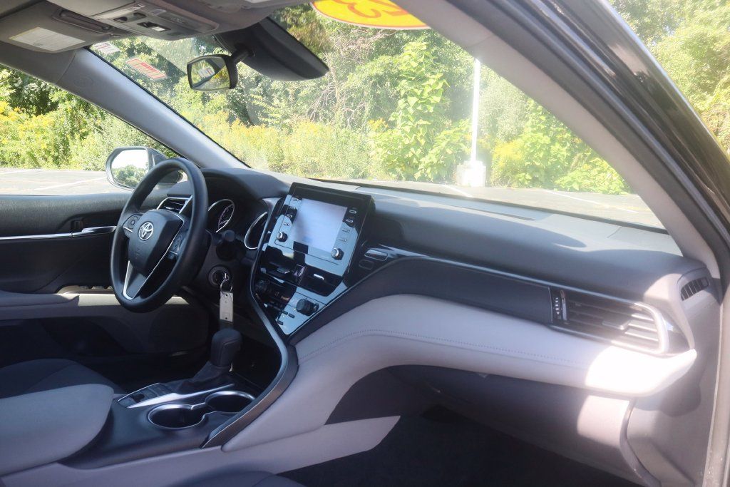 Used 2023 Toyota Camry LE AWD/4WD image 15