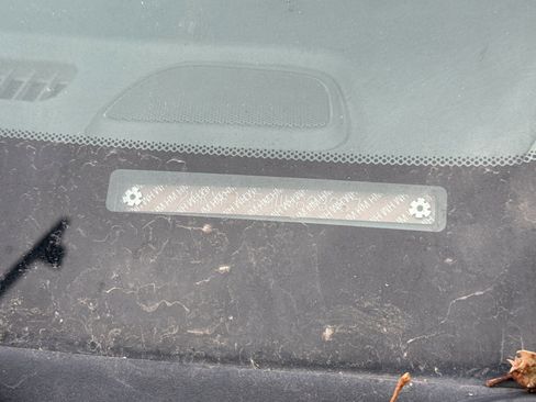 Used 2004 Honda Pilot EX image 2