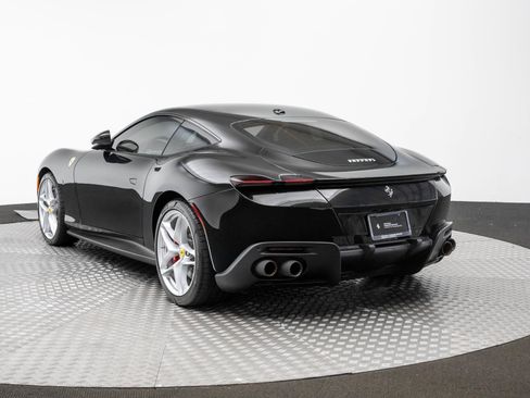 Certified 2022 Ferrari Roma RWD image 3