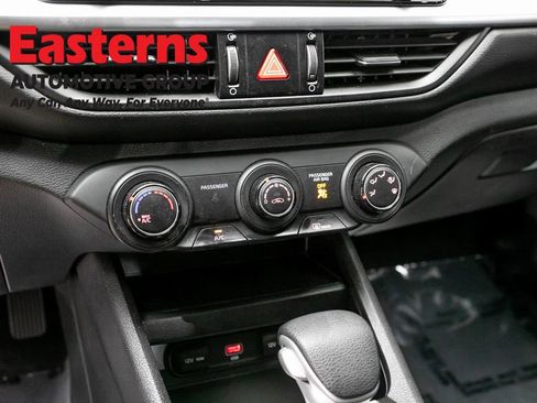 Used 2023 Kia Forte LXS w/ LXS Technology Package FWD image 20