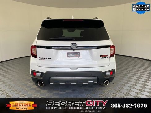 Used 2024 Honda Passport TrailSport image 6