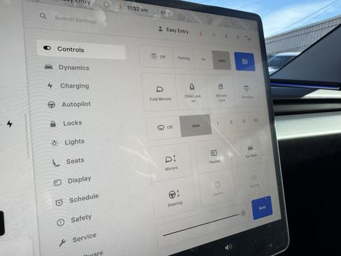 Used 2024 Tesla Model 3 Performance image 27