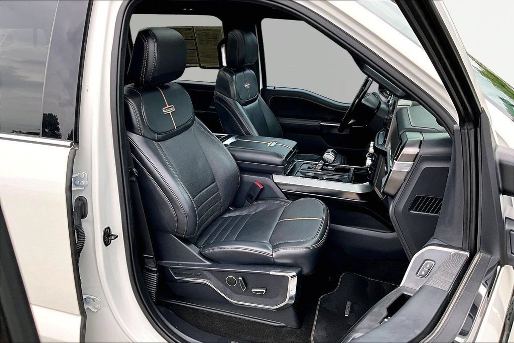 Certified 2022 Ford F150 Platinum w/ Equipment Group 701A High AWD/4WD image 7