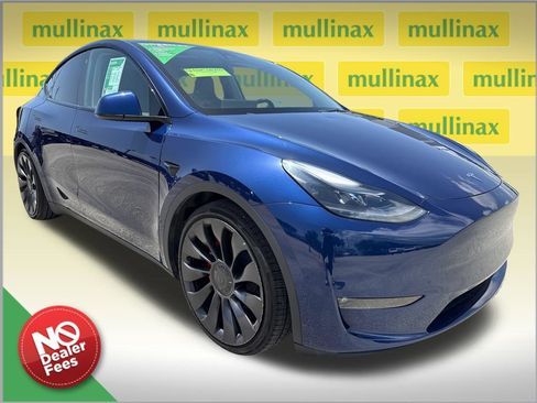 Used 2023 Tesla Model Y Performance AWD/4WD image 1