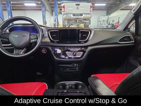 Used 2020 Chrysler Pacifica Limited w/ Quick Oder Package 2EV RED-S image 13