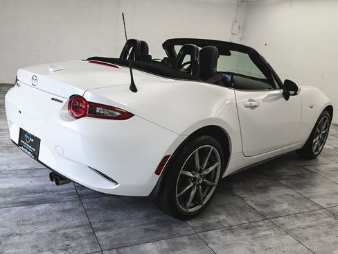 Used 2023 MAZDA MX-5 Miata Grand Touring RWD image 6