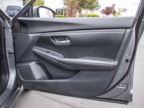 Used 2023 Nissan Sentra SV FWD image 20