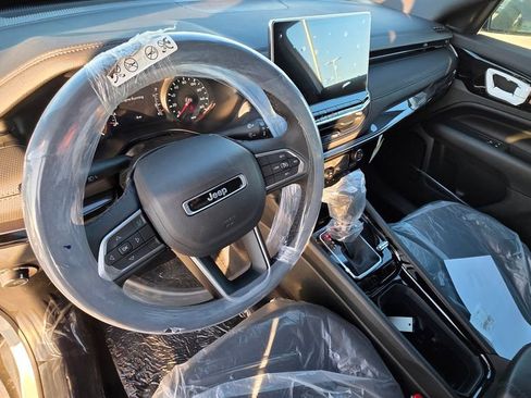 New 2026 Jeep Compass Latitude AWD/4WD image 12
