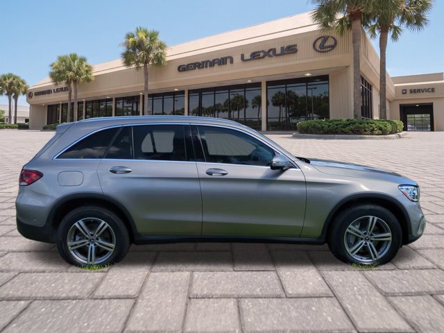 Used 2022 Mercedes-Benz GLC 300 image 3