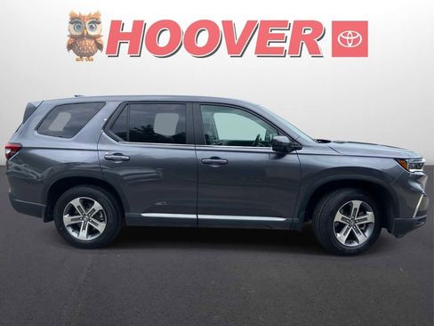 Used 2024 Honda Pilot EX-L image 2