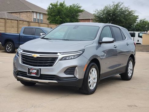 Used 2024 Chevrolet Equinox LT FWD image 11
