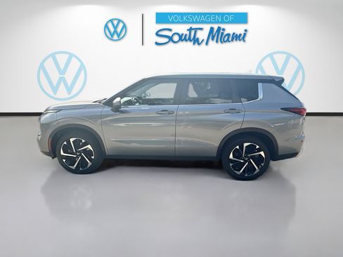 Used 2022 Mitsubishi Outlander SEL Black Edition FWD image 4