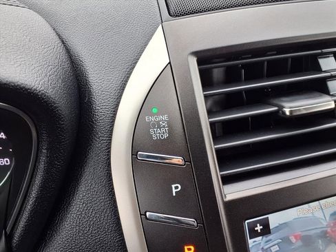 Used 2019 Lincoln MKC Reserve w/ MKC Climate Package image 12