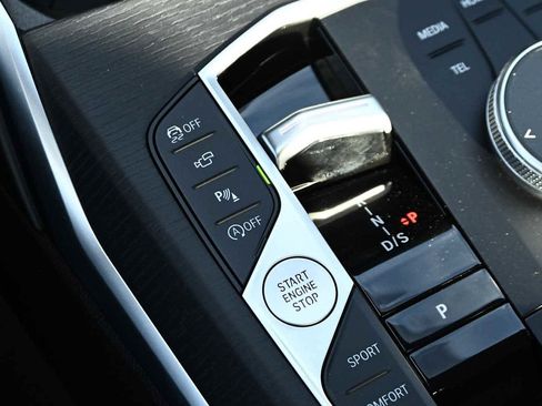 New 2026 BMW 330i Sedan w/ Premium Package image 10