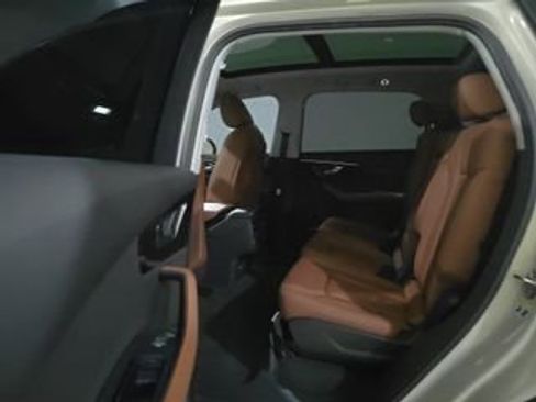 Used 2023 Audi Q7 2.0T Premium Plus w/ Premium Plus Package image 6