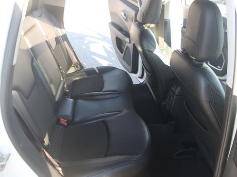 Used 2021 Jeep Compass Latitude w/ Sun and Sound Group image 29