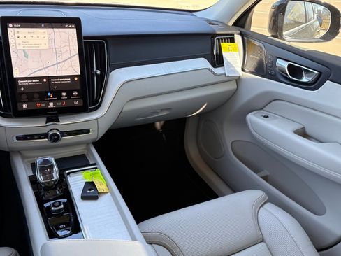 New 2026 Volvo XC60 T8 Ultra w/ Protection Package Premier image 13