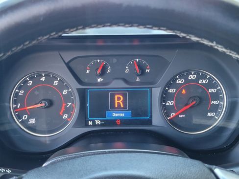 Used 2021 Chevrolet Camaro LS image 27
