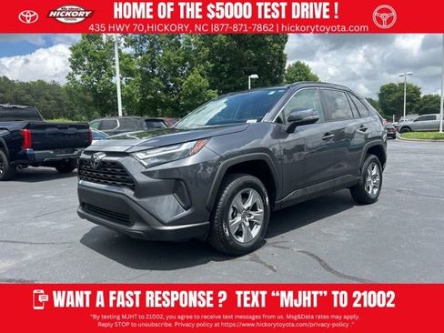 Used 2023 Toyota RAV4 XLE AWD/4WD image 1