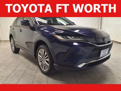 Used 2021 Toyota Venza Limited w/ Carpet Mat Package (TMS)