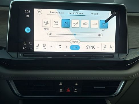 New 2026 Volkswagen Atlas SE FWD image 19