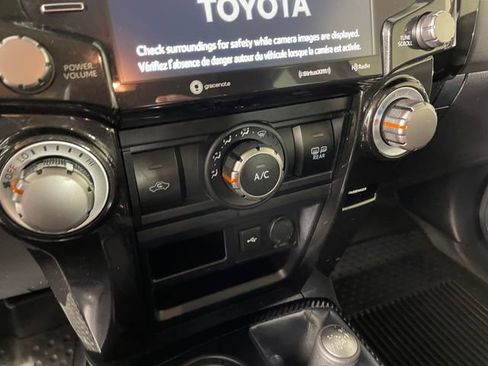 Used 2023 Toyota 4Runner TRD Off-Road Premium w/ Off Road Premium Plus Package AWD/4WD image 8