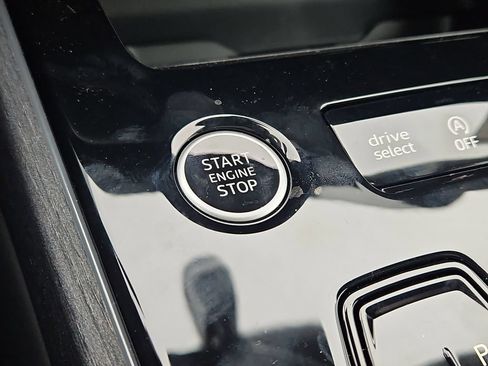 New 2026 Audi A6 Premium Plus AWD/4WD image 17