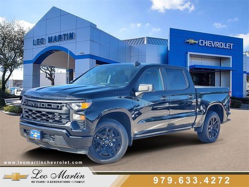 Used 2023 Chevrolet Silverado 1500 Custom w/ LPO, Dark Essentials Package image 1