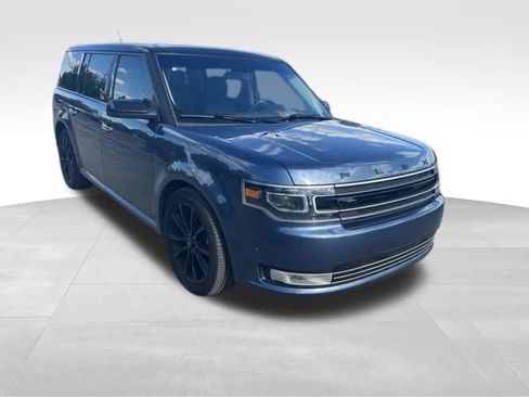 Used 2019 Ford Flex Limited w/ Equipment Group 303A AWD/4WD image 3