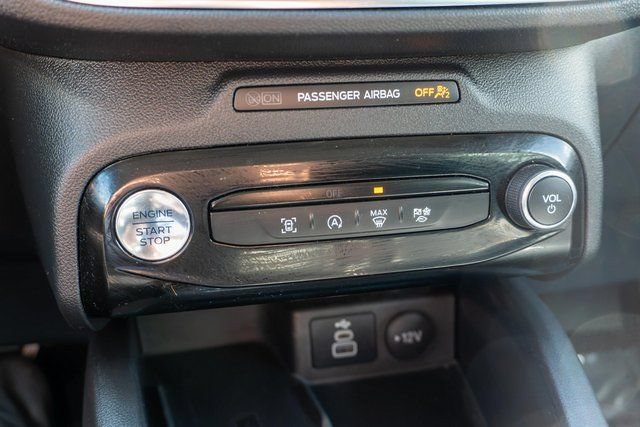 Used 2025 Ford Escape Platinum AWD/4WD image 25