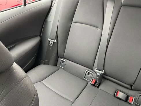 Used 2025 Toyota Corolla LE image 38