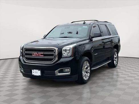 Used 2019 GMC Yukon SLE w/ SLE Value Package image 3