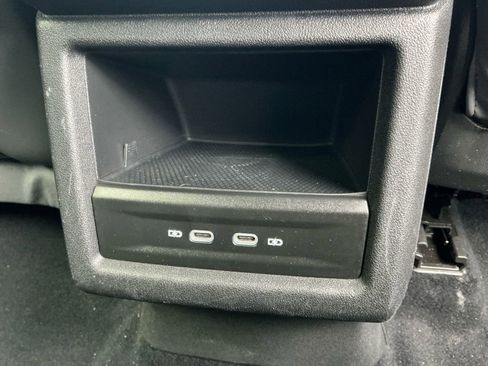 Used 2023 Volkswagen ID.4 Pro S image 21