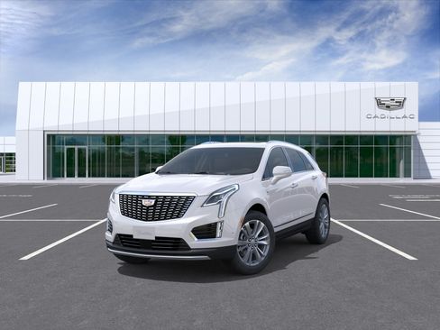 New 2026 Cadillac XT5 Premium Luxury w/ Driver Assist Package FWD image 8