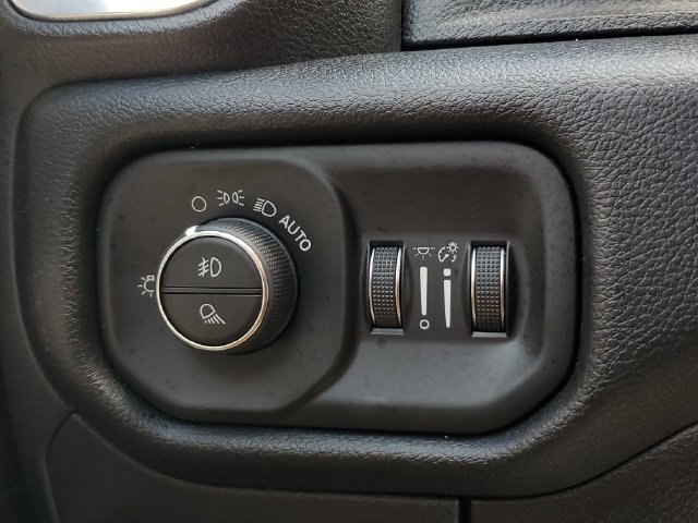 Used 2022 RAM 1500 Laramie AWD/4WD image 36