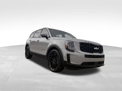 Used 2022 Kia Telluride EX w/ EX Premium Package image 8