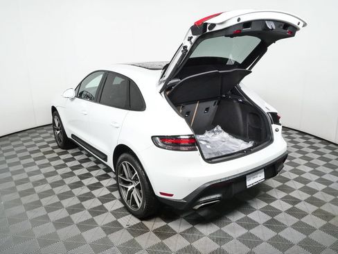 New 2026 Porsche Macan AWD/4WD image 42