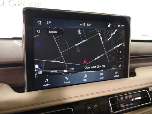 Used 2022 Lincoln Aviator Reserve w/ Equipment Group 201A AWD/4WD image 7
