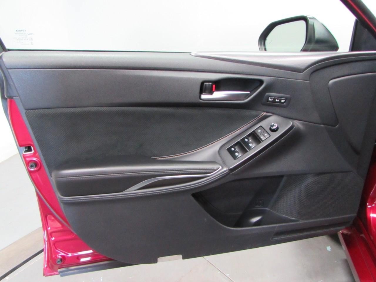 Used 2019 Toyota Avalon Touring w/ All Weather Liner Package FWD image 12