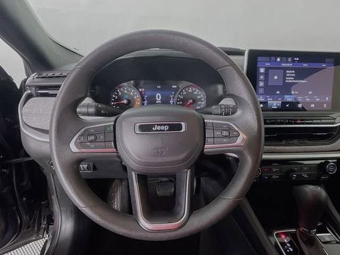 Used 2023 Jeep Compass Sport AWD/4WD image 12